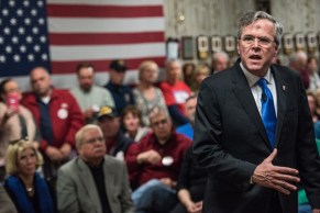 Jeb+Bush+Holds+Town+Hall+VFW+South+Carolina+Hli8-aFLbOFl